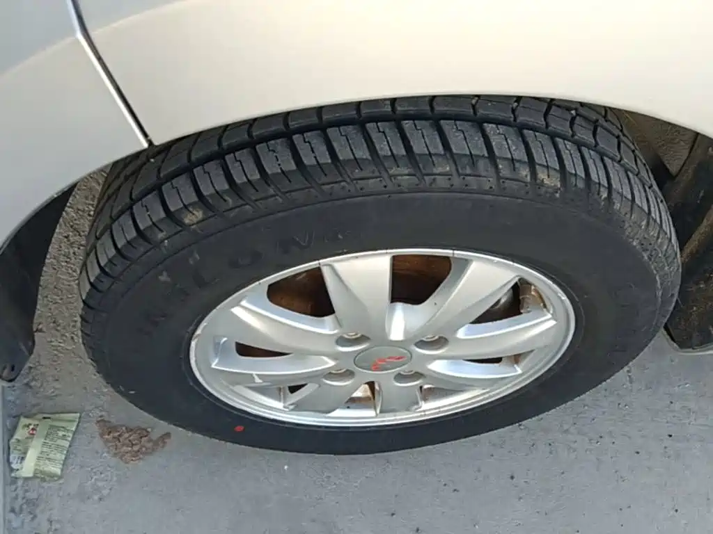 Wuling Hongguang — миниатюра 23