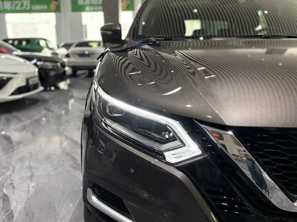 Nissan Qashqai — миниатюра 27