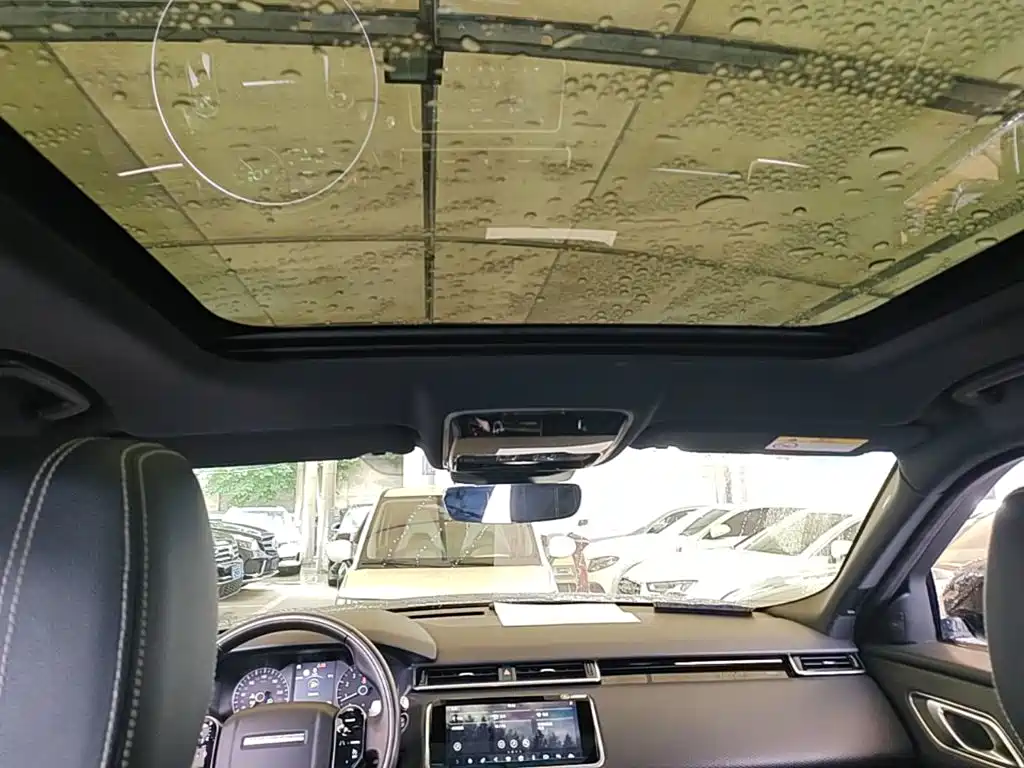 Land Rover Velar — миниатюра 18