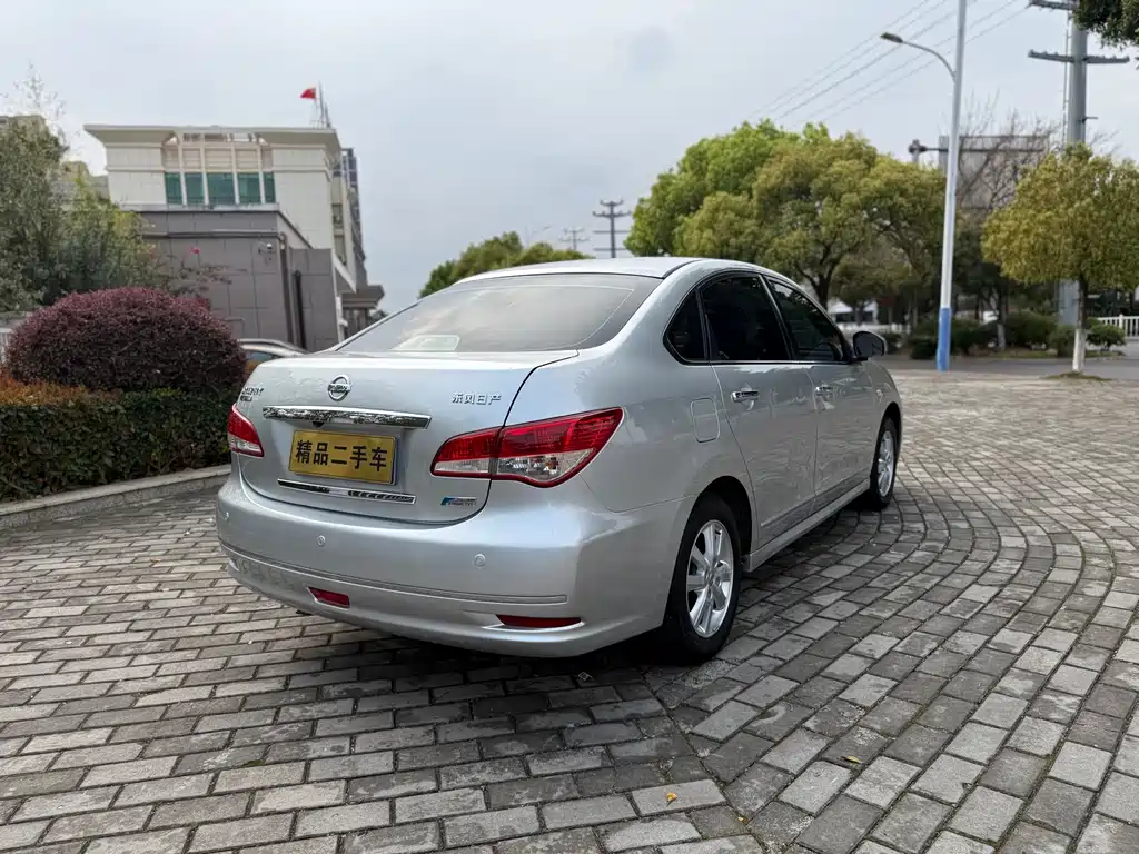 NISSAN XUAN YI