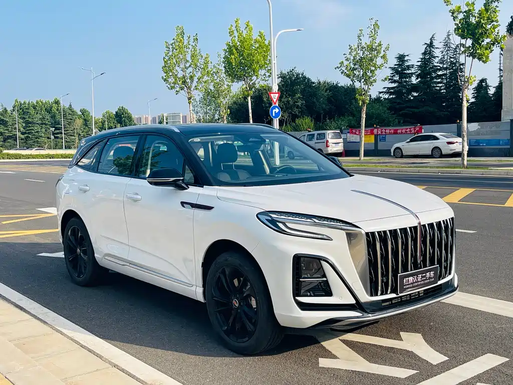 Hongqi HS3 PHEV 2025 117km PLUS