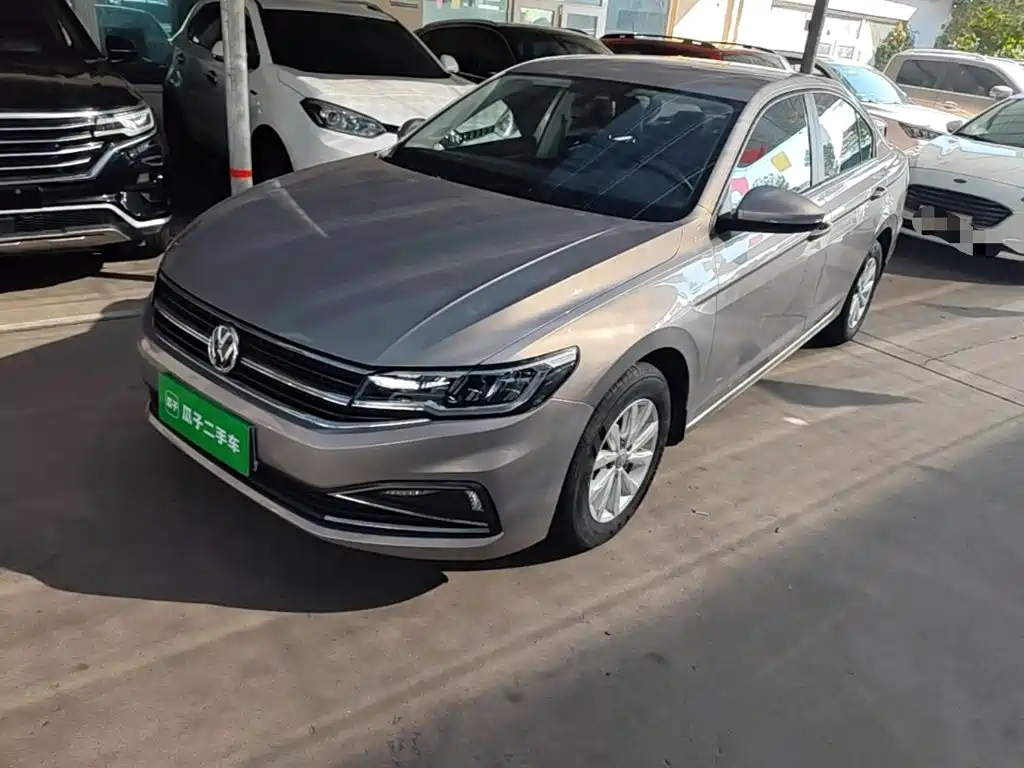 Volkswagen Bora — миниатюра 2