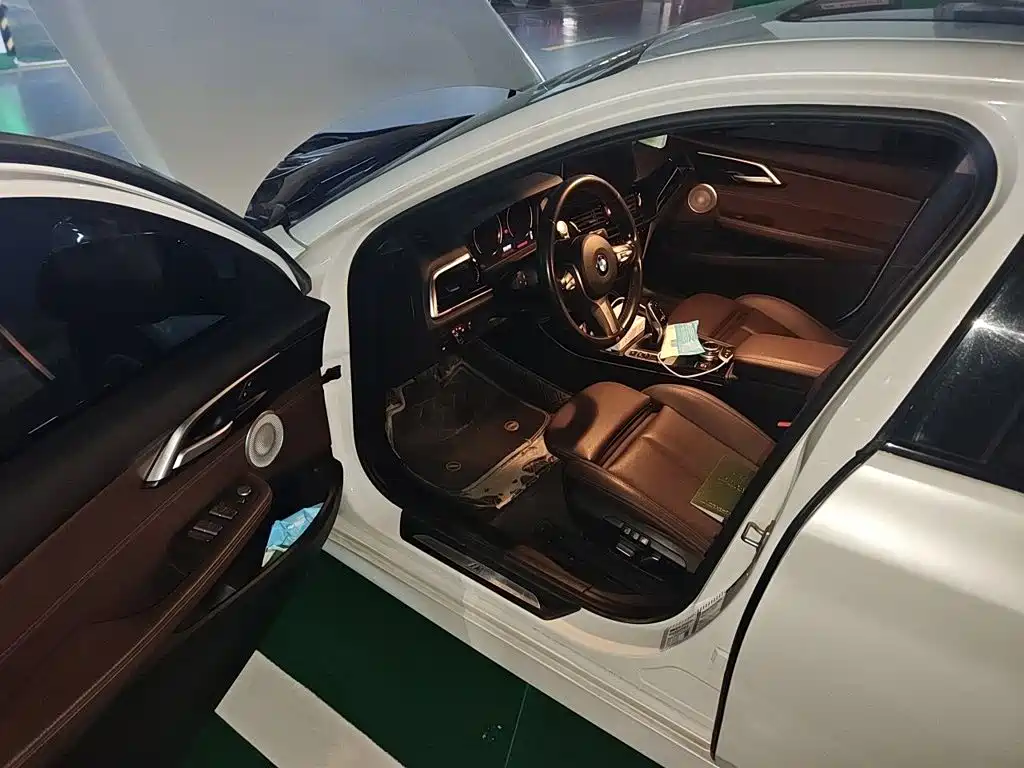 BMW 1 Series — миниатюра 17