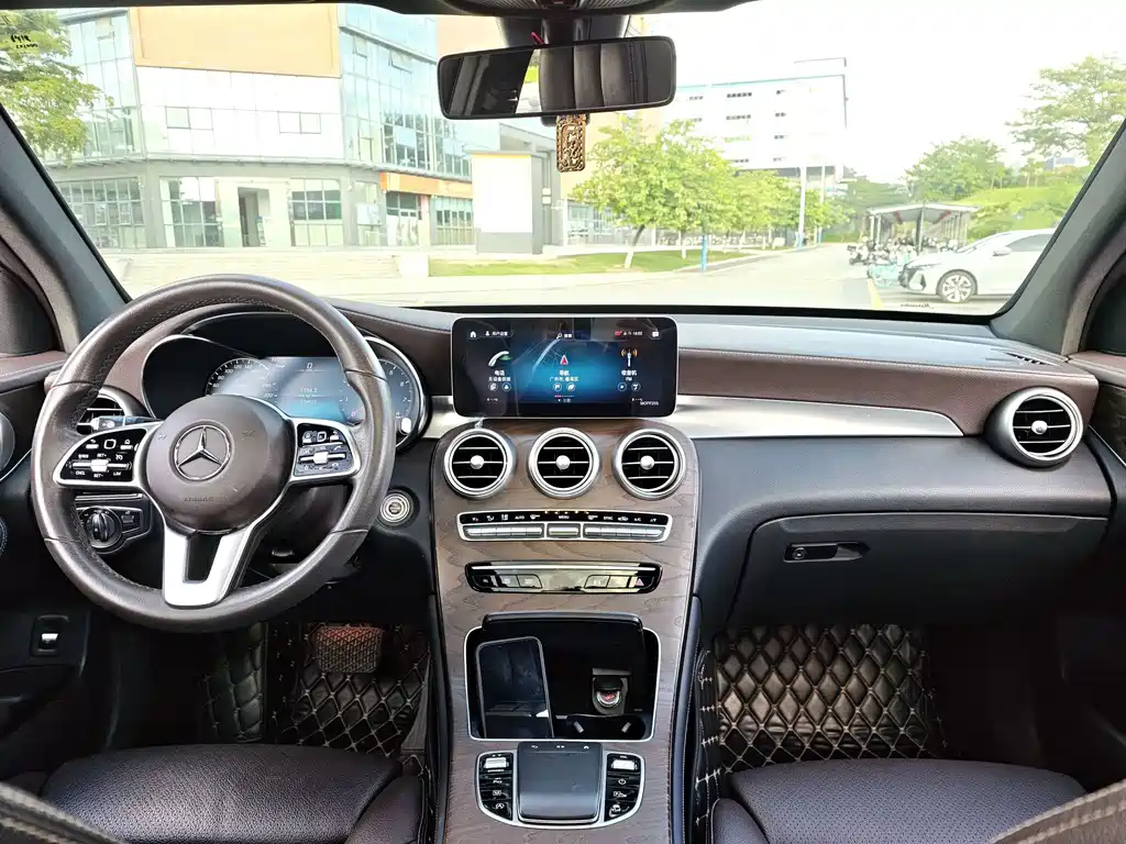 Mercedes-Benz GLC — миниатюра 3
