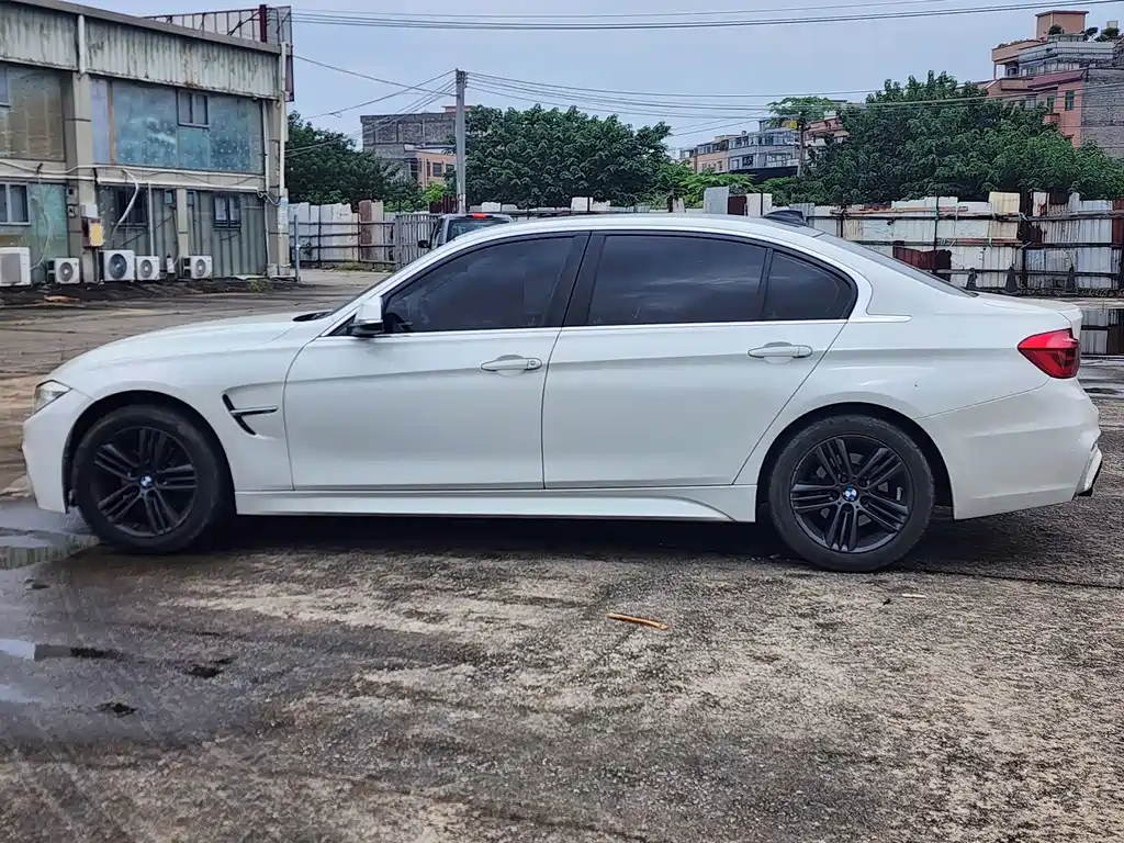 BMW 3 Series — миниатюра 4