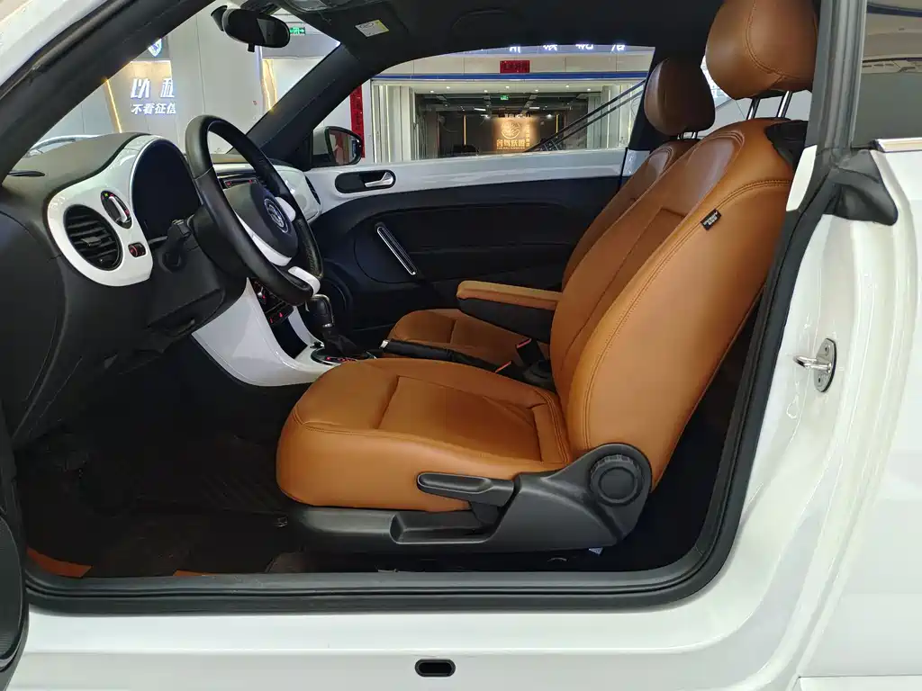 Volkswagen Beetle — миниатюра 5