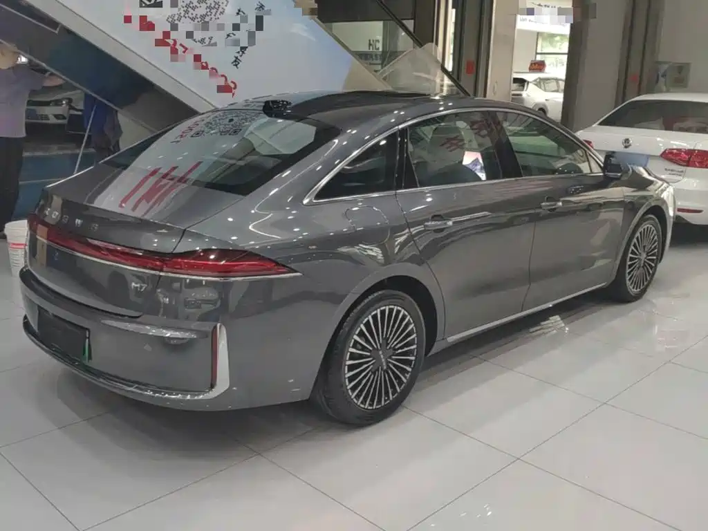 Roewe M7 DMH — миниатюра 7