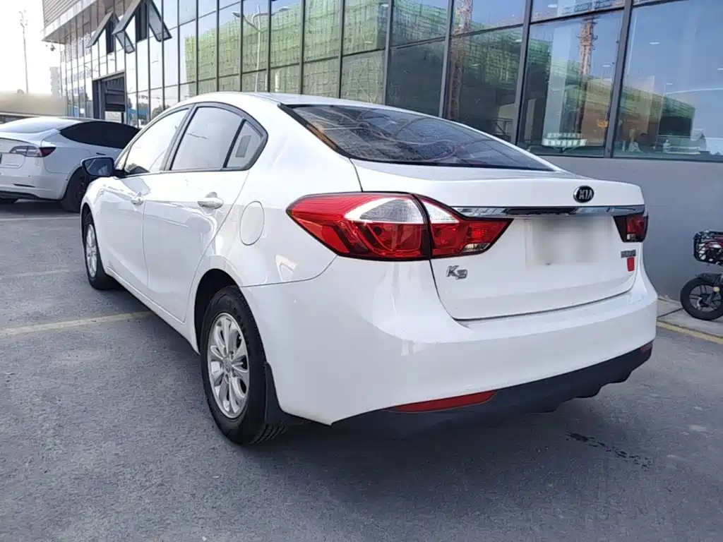 Kia K3 — миниатюра 5