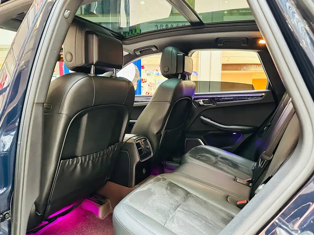 Porsche Macan — миниатюра 9