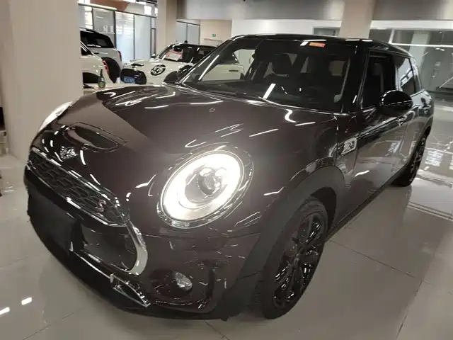 MINI CLUBMAN 2018