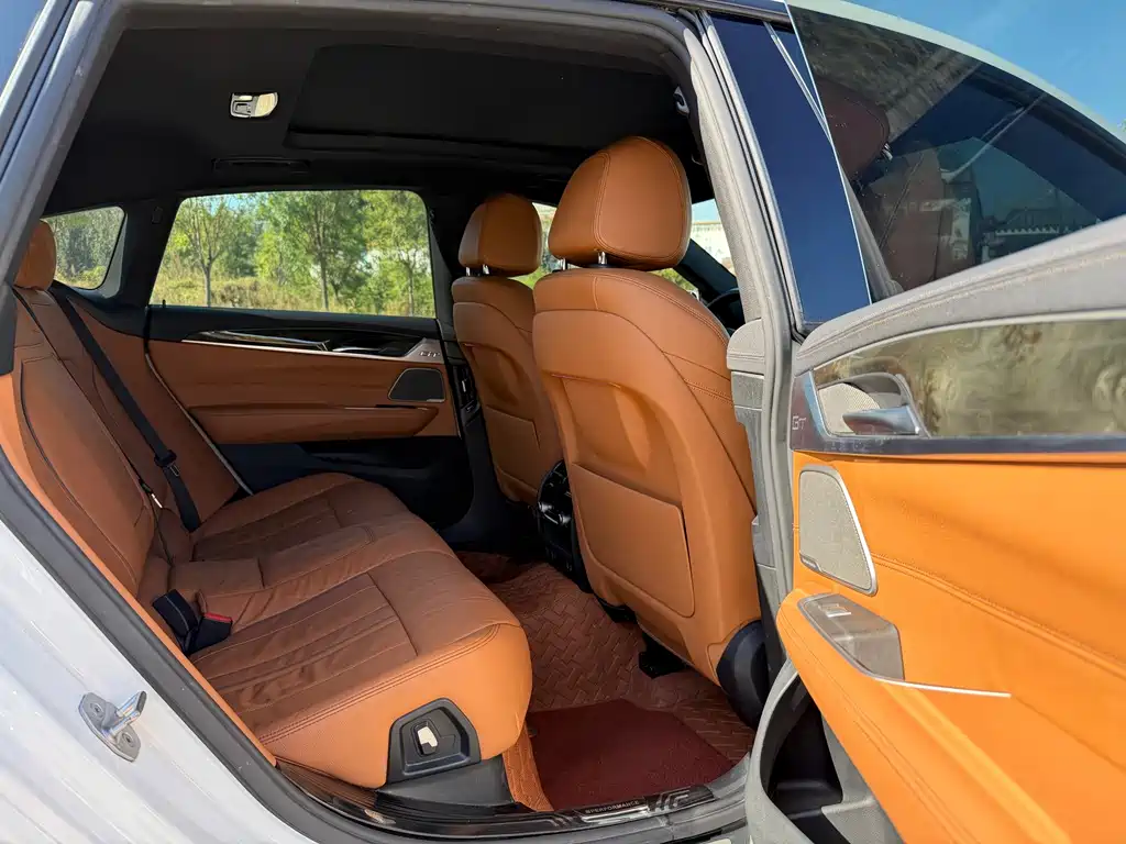 BMW 6 Series GT — миниатюра 12