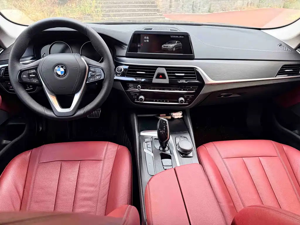 BMW 5 Series — миниатюра 6