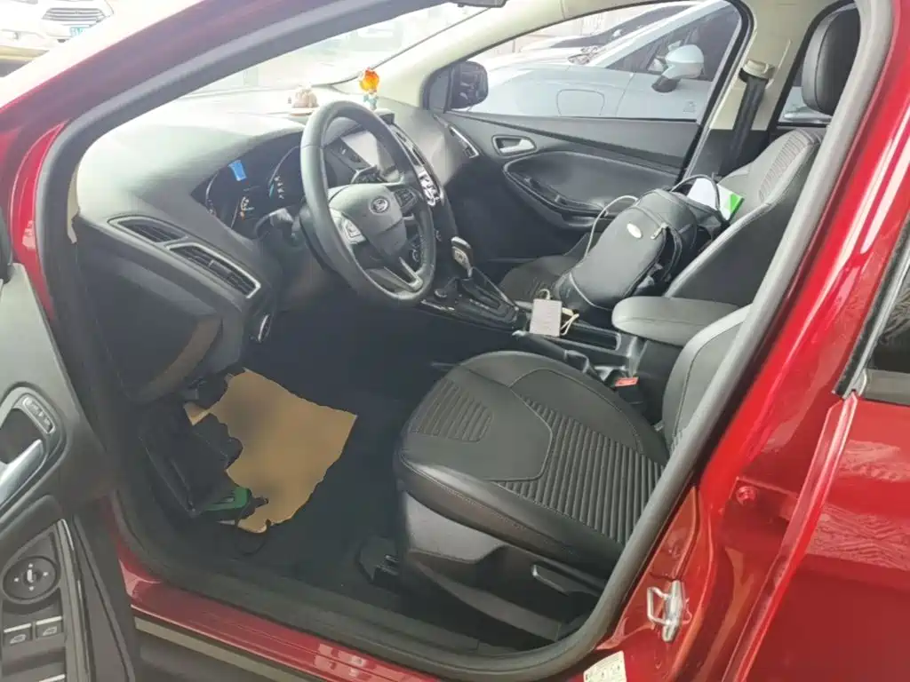 Ford Focus — миниатюра 15