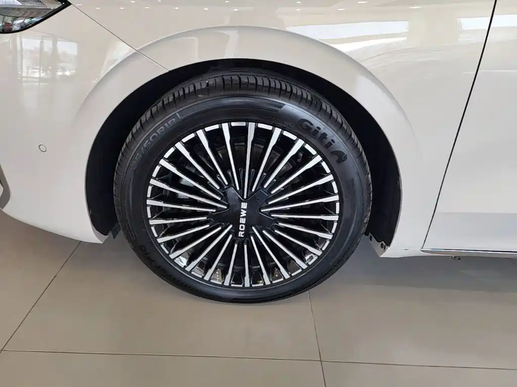 Roewe M7 DMH — миниатюра 23