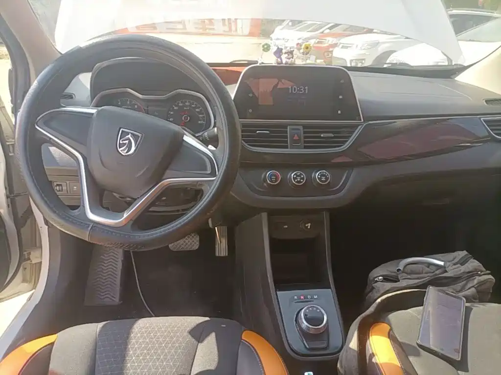 Baojun 310 — миниатюра 10