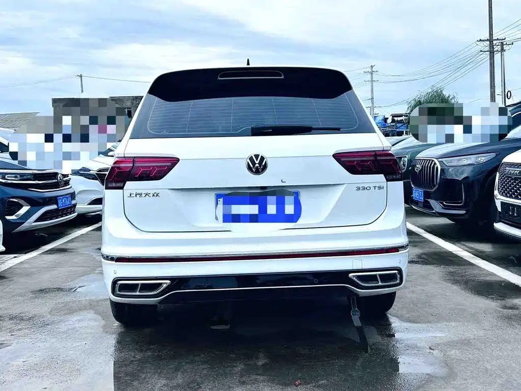 Volkswagen Tiguan L L 2023 330TSI AT R-Line