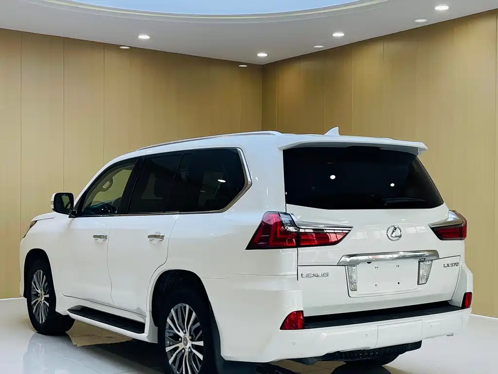 Lexus LX 2016 570 Luxury
