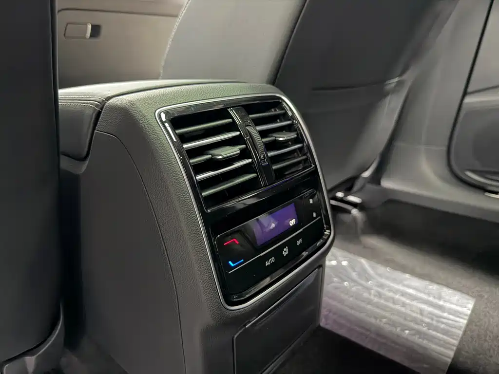 Volkswagen CC — миниатюра 21