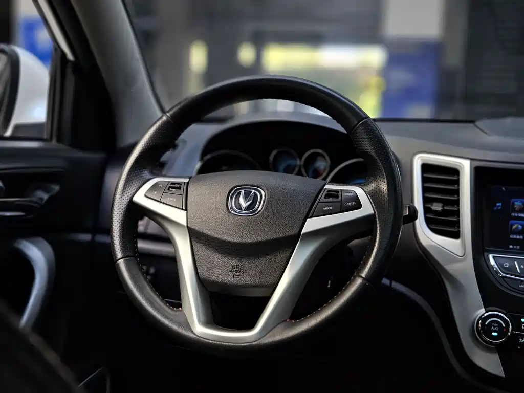 Changan CS35 — миниатюра 12