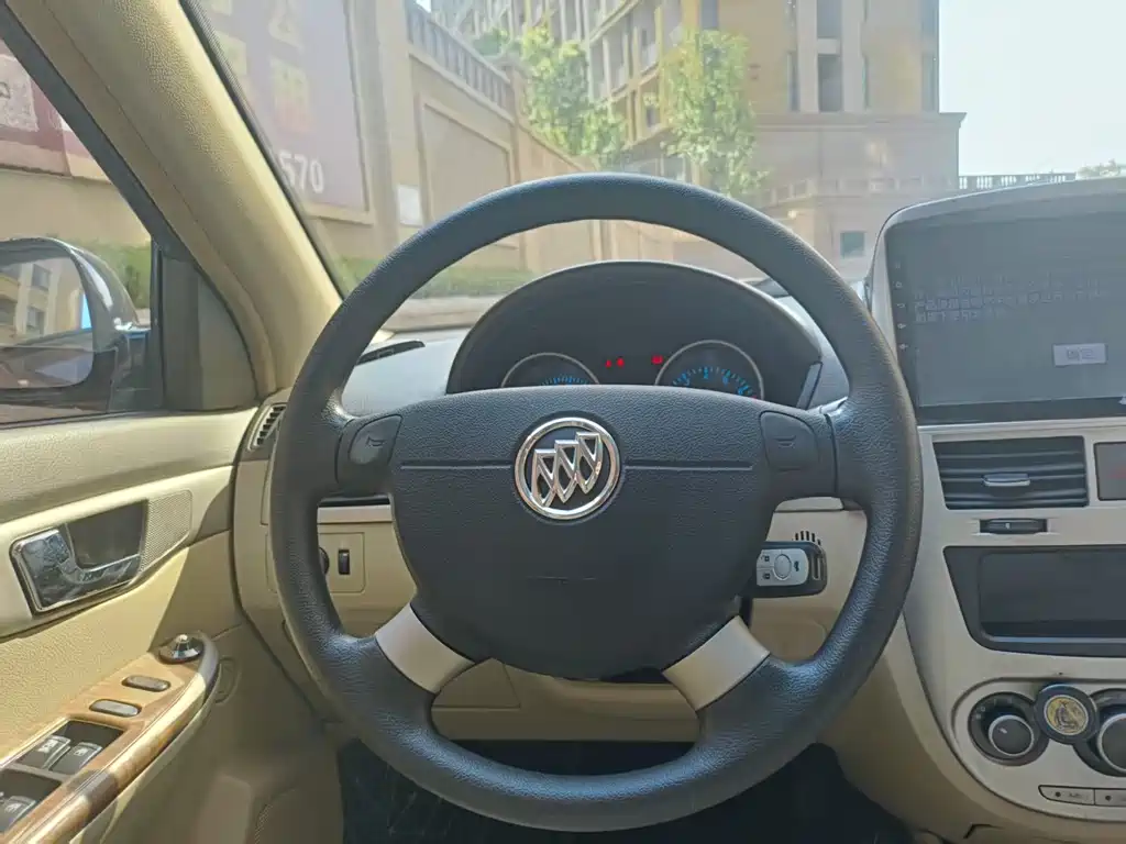 Buick Excelle 2015 1.5L AT