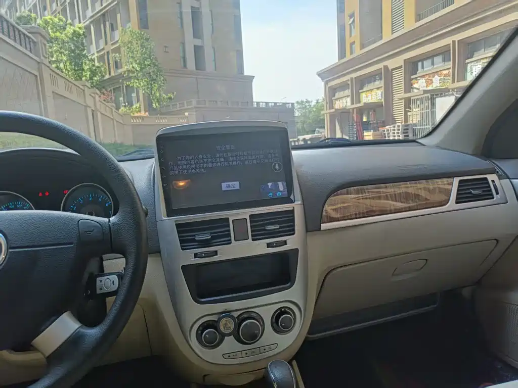 Buick Excelle 2015 1.5L AT