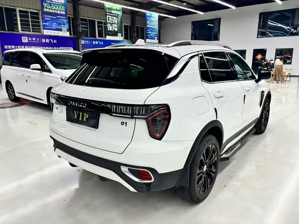 Lynk & Co 01 — миниатюра 9