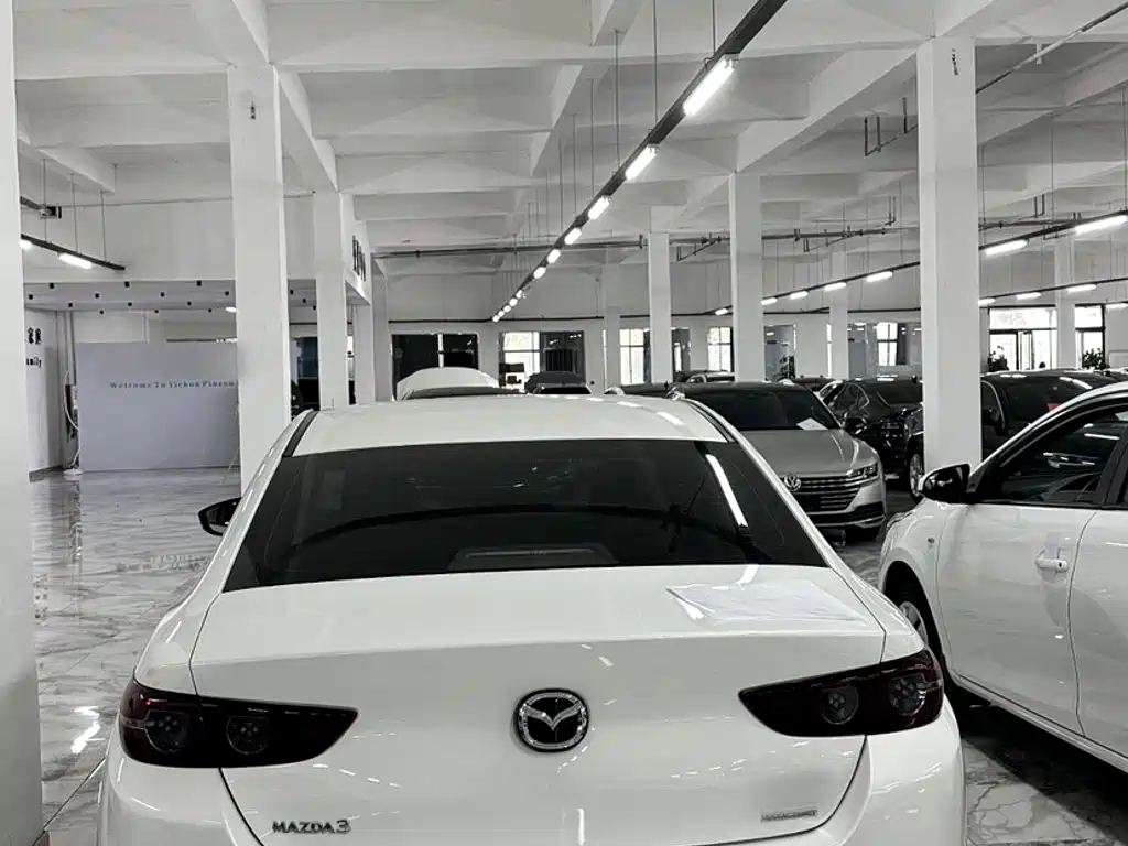Mazda 3 Axela — миниатюра 4