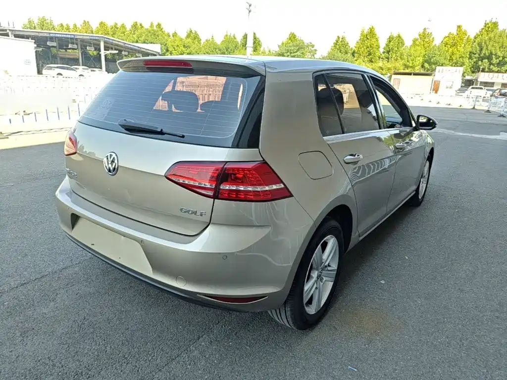 Volkswagen Golf — миниатюра 7