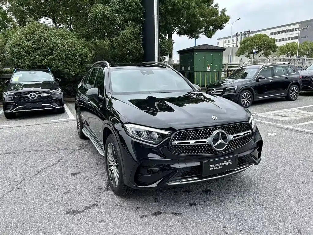 Mercedes-Benz GLC 2024 GLC 300 L 4MATIC 5 мест