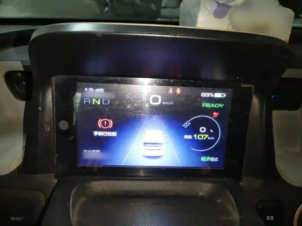 Wuling MINIEV — миниатюра 4