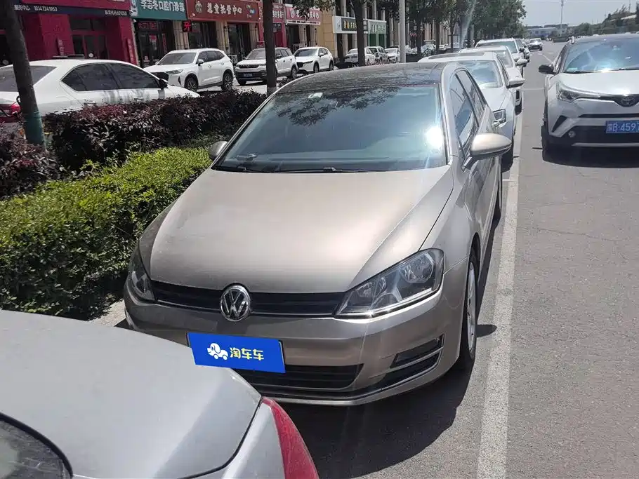 Volkswagen Golf 2016 1.6L AT Comfort
