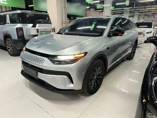 ZERO-RUNNING CAR ZERO RUN C11 2023