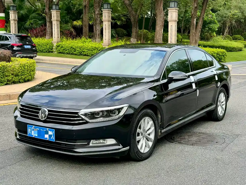 Volkswagen Magotan 2017 330TSI DSG Lead