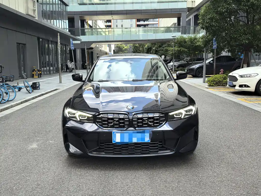 BMW 3 Series 3 2023 325Li M Sport