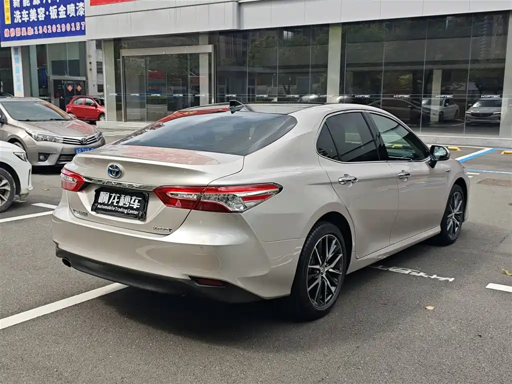 Toyota Camry 2021 2.5HG Luxury