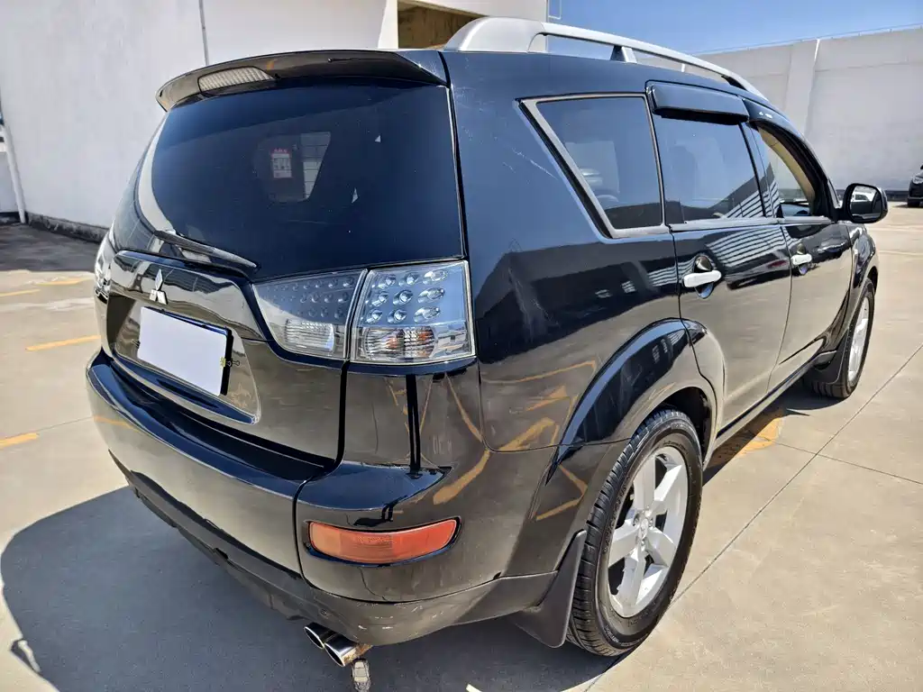 Mitsubishi Outlander 2008 3.0 Luxury