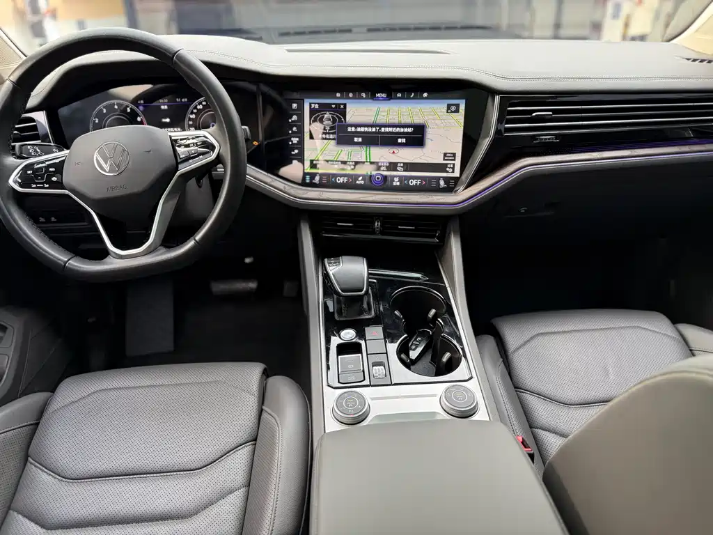 Volkswagen Touareg 2023 2.0TSI
