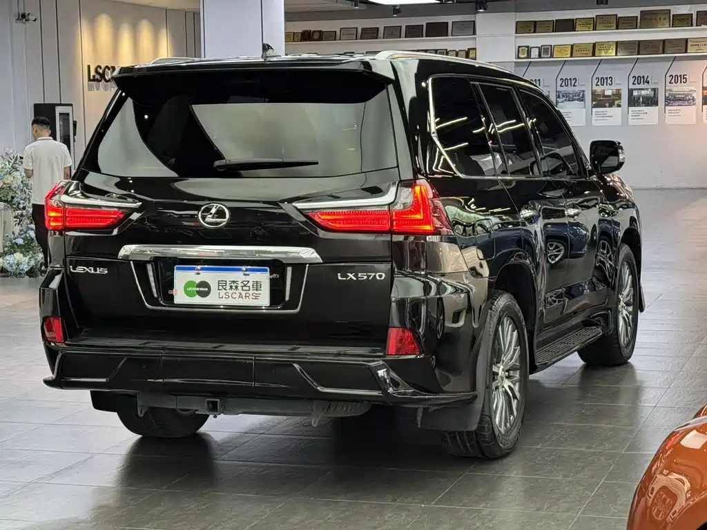 Lexus LX 2019 570 Luxury