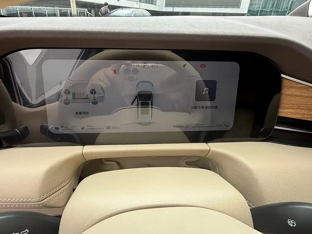 Aito M7 2024 1.5T Smart Drive Max 6 мест