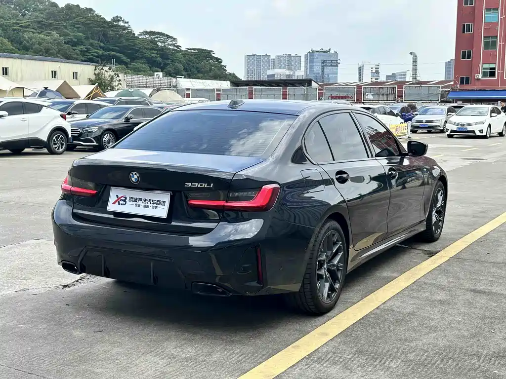 BMW 3 Series 3 2025 330Li M Sport