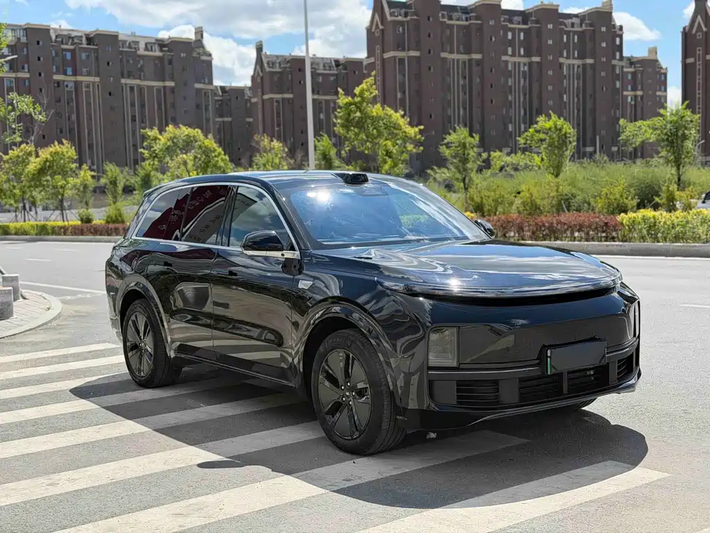 Li Auto Li L8 — миниатюра 2