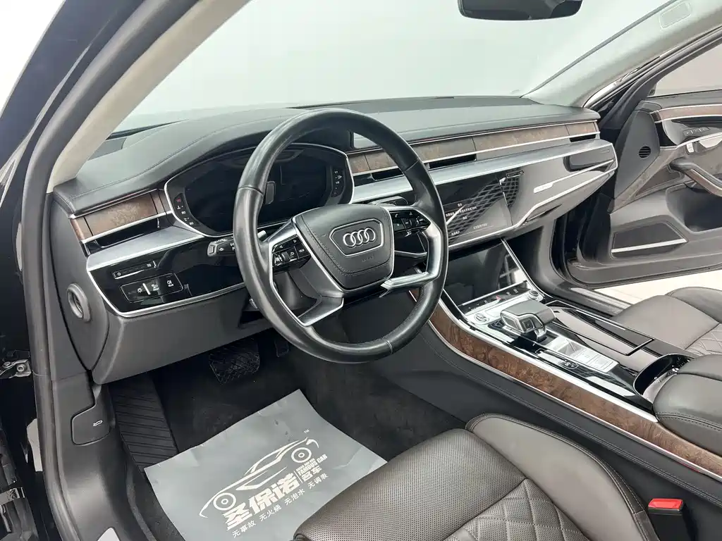 Audi A8 — фотографии объявления, Фото 13