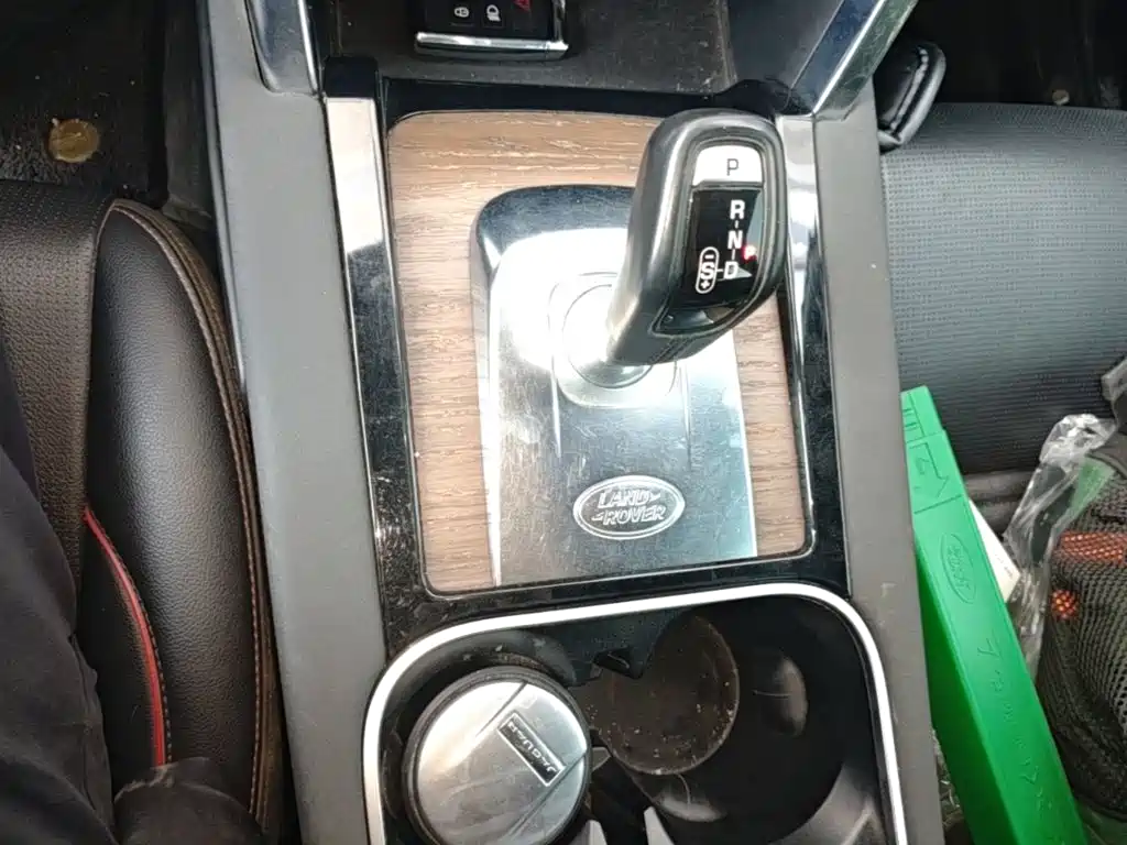 Land Rover Discovery Sport — миниатюра 14