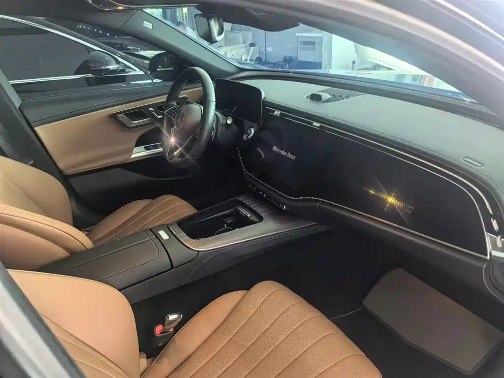 Mercedes-Benz E-Class E 2025 E 300 L Luxury