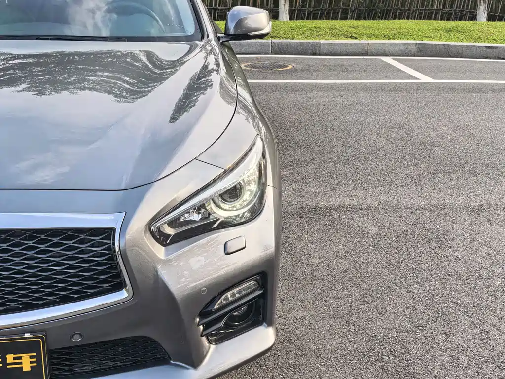 Infiniti Q50L 2015 2.0T Luxury Sport