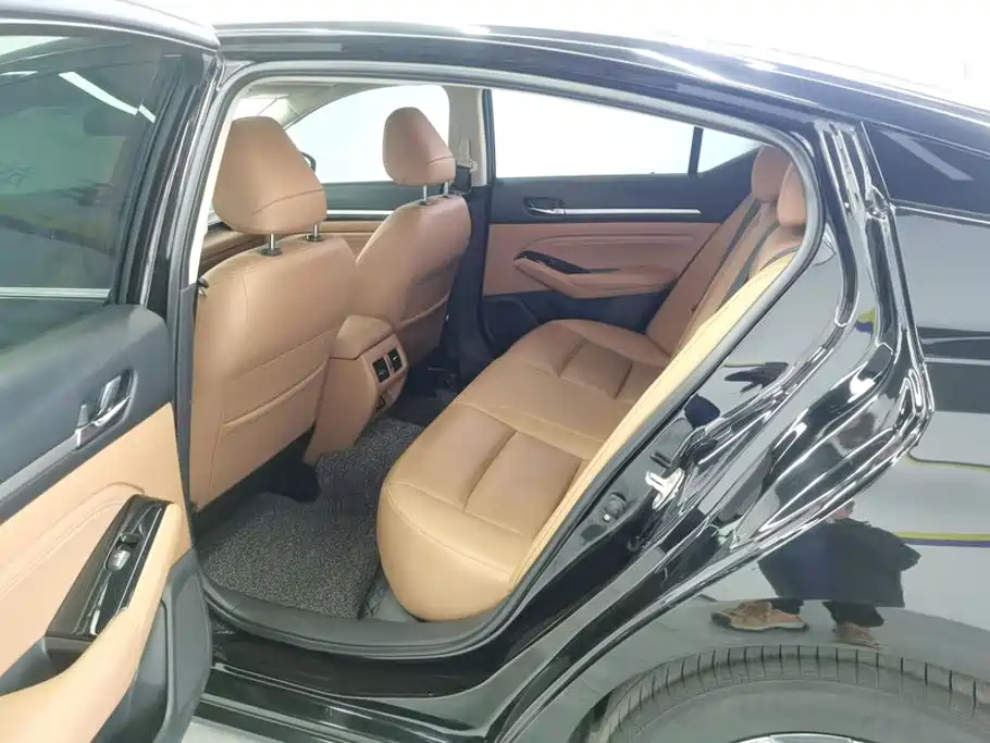 Nissan Teana — миниатюра 11