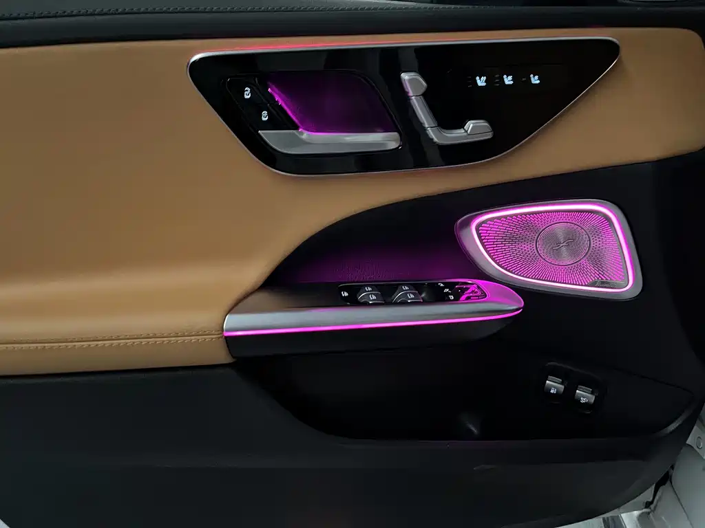 Mercedes-Benz C-Class New Energy — миниатюра 10