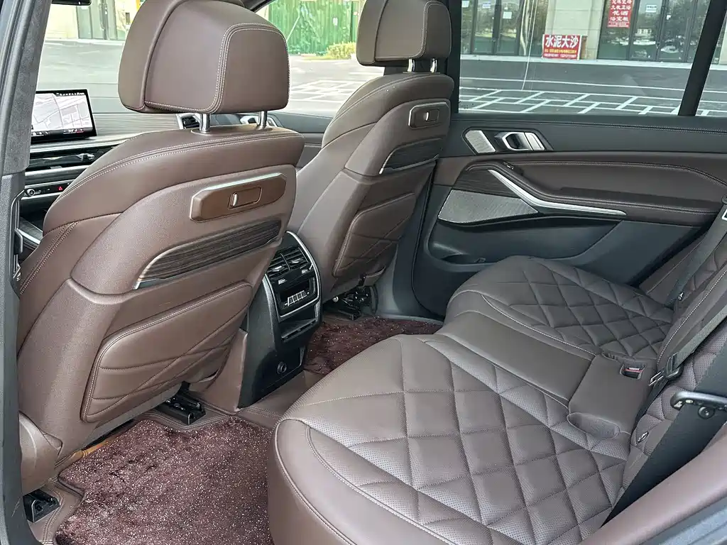 BMW X5 — миниатюра 11