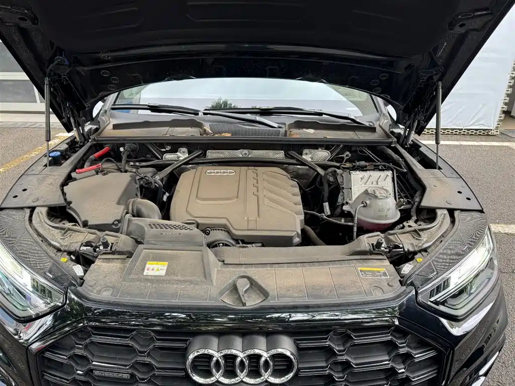 Audi Q5L 2025 45 TFSI Luxury