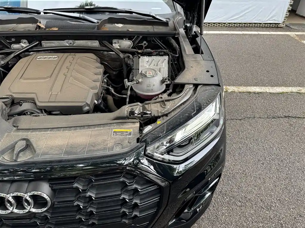 Audi Q5L 2025 45 TFSI Luxury